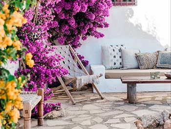 Ibiza, l’île de prédilection de Khassani