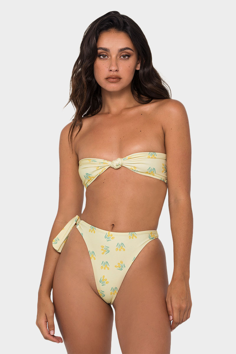 arve liberal mosaik Nina Bikini Top | Bandeau bikini with central bow